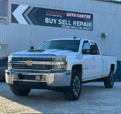 2017 Chevrolet Silverado 3500HD LT 6.6L DIESEL Image# 1