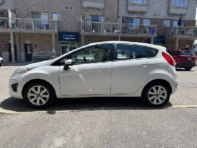 2012 Ford Fiesta SE - Low km - clean and runs smooth Image# 1