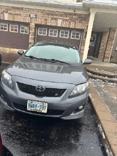 2010 Toyota Corolla – Reliable, Well-Maintained – Winter   Summe Image# 1