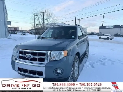 2011 Ford Escape Limited 4WD, Leather Heated Seats, Sunroof, Alb Image# 1