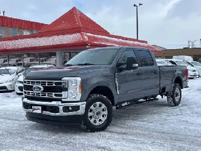 2023 Ford F-250 XLT 4WD Crew Cab 8' Box 7.3L V8 Image# 1