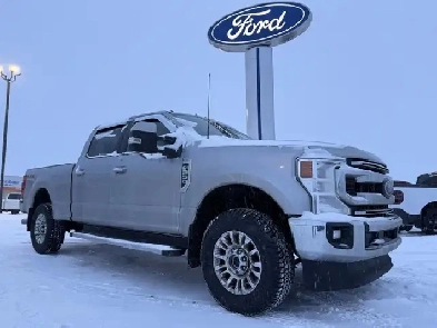 2022 Ford Super Duty F-250 XLT PREMIUM PKG! / 7.3L V8! / HSEATS! Image# 1