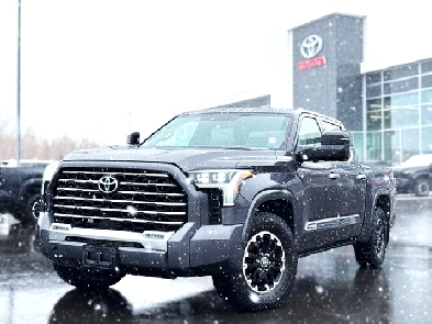 2022 Toyota Tundra Hybrid Capstone CAPSTONE TRIM / POWERED RUNNI Image# 1