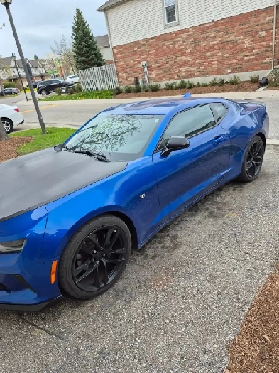 2018 camaro LS only 67,000kms Image# 1