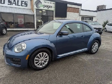 2018 Volkswagen Beetle TRENDLINE  GREAT GAS MILEAGE! Image# 1