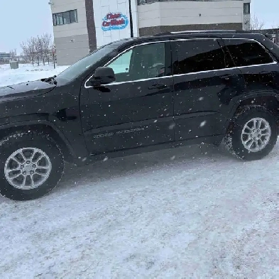 2018 jeep Garand Cherokee Laredo Image# 1