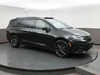 2022 Chrysler Pacifica Touring-L All Wheel Drive I DVD Players I Image# 1