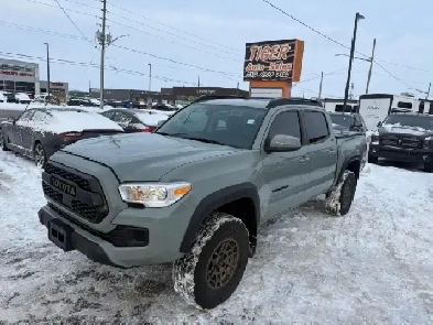 2023 Toyota Tacoma TRAIL EDITION, 4X4, ONLY 23,000KMS, CERTIFIED Image# 1
