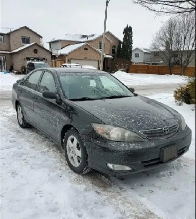 2002 Toyota Camry SE V6 Image# 1