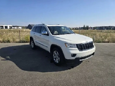 2012 Jeep Grand Cherokee Overland Image# 1