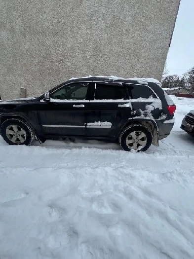 2011 Jeep Grand Cherokee Image# 1