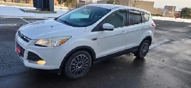 2015 Ford Escape SE 4dr Front-wheel Drive Automatic Image# 1