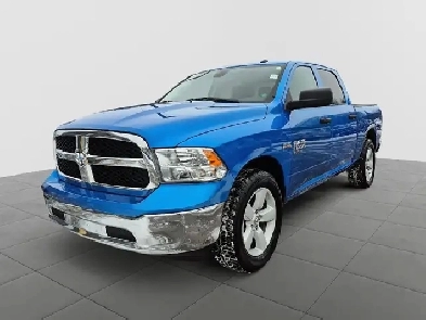 2023 RAM 1500 Classic SLT SLT  4x4 Crew Cab 57 Box
