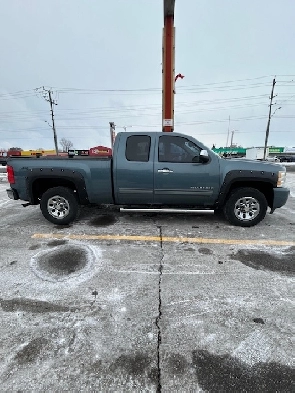 2011 CHEVROLET SILVERADO 1500 LT 4x4