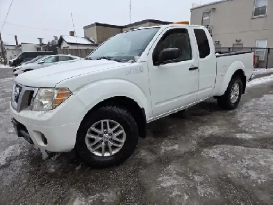 2014 Nissan Frontier SV KING CAB-1 OWNER-NO ACCIDENTS-CERTIFIED- Image# 1
