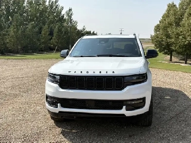 Jeep Wagoneer L Image# 1