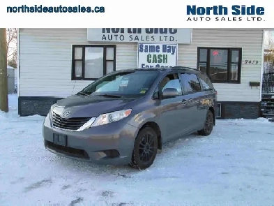 2011 Toyota Sienna LE