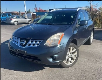 2013 Nissan Rogue SV with SL AWD Package Image# 1