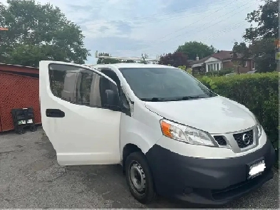 2019 Nissan NV 200 - White Image# 1