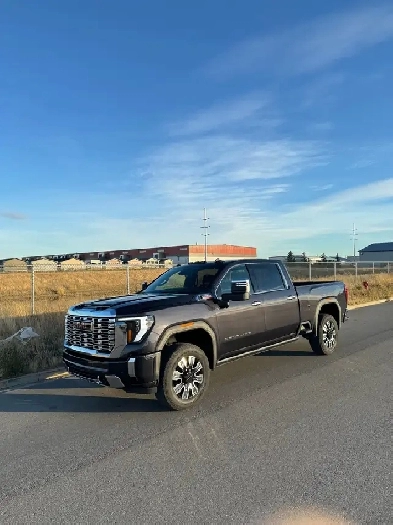 2024 GMC Denali Duramax 2500 Image# 1