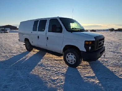 2013 Ford E350 SuperDuty Cargo - One Owner - Well Maintained! Image# 1