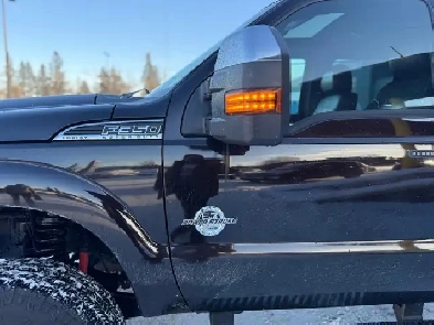 2013 F350 platinum diesel lifted