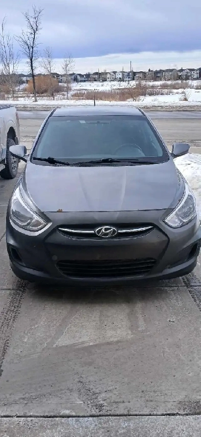 2016 Hyundai Accent Image# 1