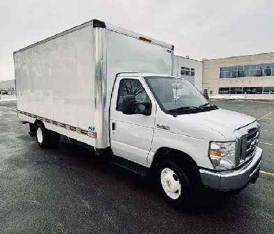 2019 Ford E-450 Super Duty Boîte 16 Pieds Essence et Propane Image# 1