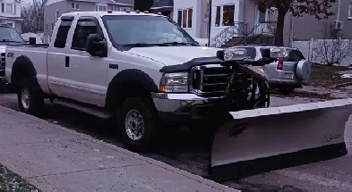 2004 Ford F250 Superduty 54l Gas with PLOW and Towing Package