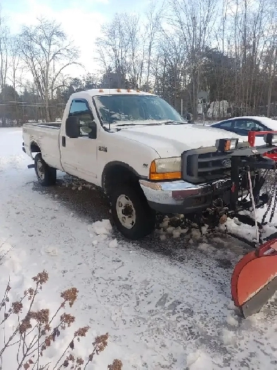 2001 Ford F250 4x4 Plow Truck