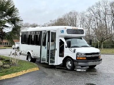 2013 Chevrolet Express 4500 15 Passenger Duramax Diesel Bus with