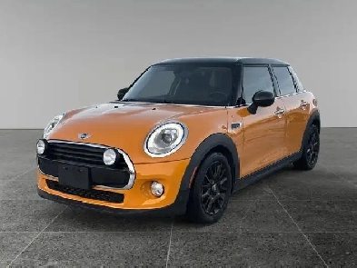 2017 MINI Cooper Hardtop 5 Door 5dr HB Image# 1