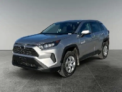 2023 Toyota RAV4 LE / AWD Image# 1