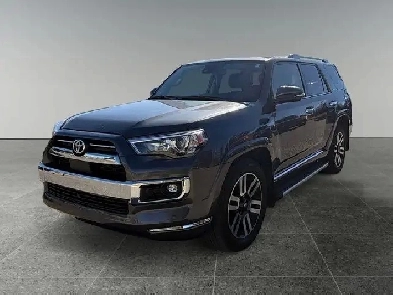 2023 Toyota 4Runner Limited / ONE OWNER / 7 PASSENGER / LEATHER Image# 1