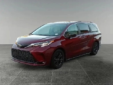 2024 Toyota Sienna LE 8-Passenger AWD Image# 1