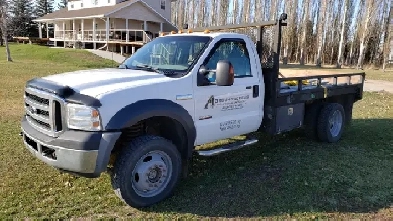 2007 Ford 4x4 F550 Flat Deck Truck