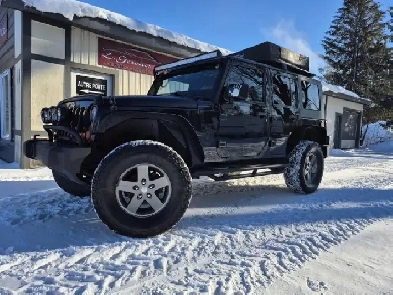 2011 Jeep Wrangler Unlimited Rubicon Image# 1
