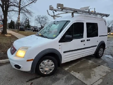 2011 Ford Transit Connect 1146 XLT wrear  side door glass
