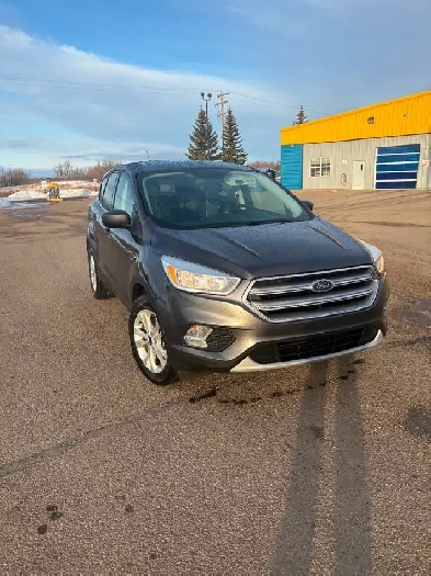 2017 Ford Escape SE 4WD Image# 1