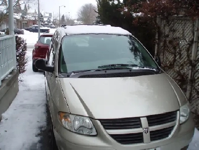 2005  DODGE CARAVAN - 129,000 KM. Image# 1