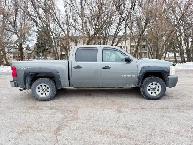 2011 Chevrolet Silverado 1500 LT Image# 1