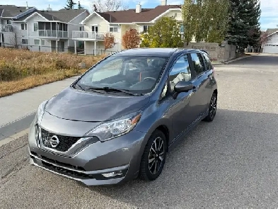 2018 Nissan Versa Note SR Hatchback
