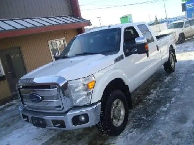 2015 Ford Super Duty F-250 SRW 4X4 CREW CAB XLT LONG BOX Image# 1