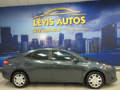 TOYOTA COROLLA 2017 AUTOMATIQUE SAFETY SENSE AIR-CLIMATISÉ PNEUS Image# 1