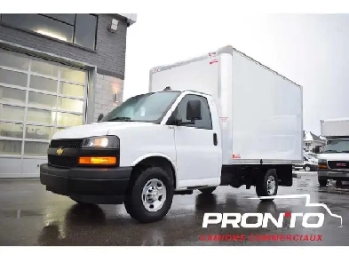 2022 Chevrolet Express Commercial Cutaway 3500  Cube 12 Pieds Image# 1