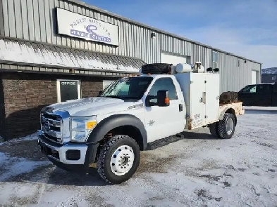 2013 Ford F-550 Reg Cab Service Body 4X4 XLT 6.7L Image# 1