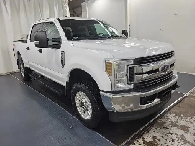 2019 Ford Super Duty F-250 SRW XLT 4WD CREW CAB 6.75' BOX BACK Image# 1