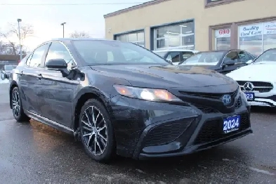 2024 Toyota Camry HYBRID SE Image# 1