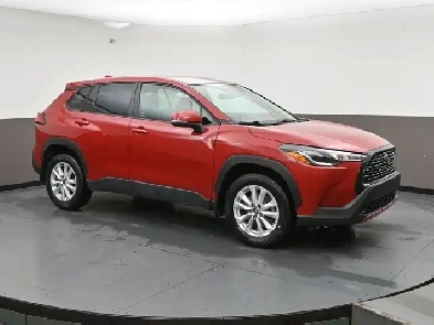 2024 Toyota Corolla Cross LE Image# 1