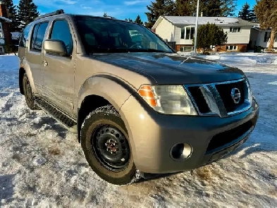 2008 Nissan Pathfinder SE | 4,0L V6 | 4x4 | auto | 7 Passenger Image# 1